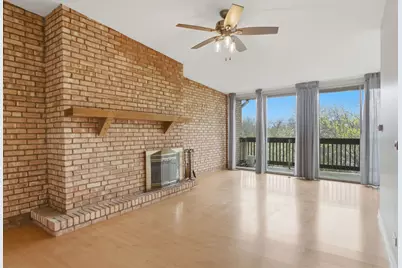 5500 Hillcrest Lane #4L, Lisle, IL 60532 - Photo 2