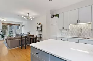 2001 N Honore St, Chicago, IL 60614 - Photo 8