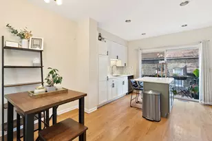 2001 N Honore St, Chicago, IL 60614 - Photo 10