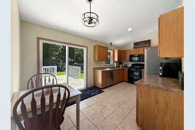 761 Brookview Drive, Byron, IL 61010 - Photo 6