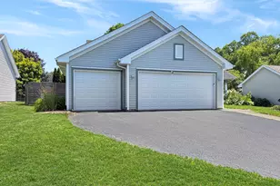 761 Brookview Dr, Byron, IL 61010 - Photo 26