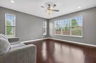 12807 Timber Wood Cir, Plainfield, IL 60585 - Photo 8