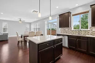 12807 Timber Wood Cir, Plainfield, IL 60585 - Photo 6