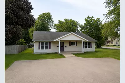 7 Arcade Court, Freeport, IL 61032 - Photo 4