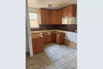 5027 S Racine Avenue, Chicago, IL 60609 - Photo 2