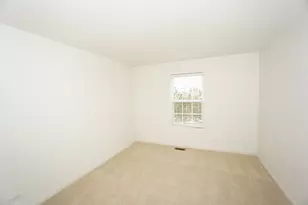 210 Portage Ln, Yorkville, IL 60560 - Photo 16