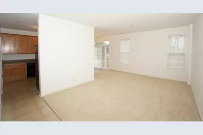 210 Portage Lane #D, Yorkville, IL 60560 - Photo 4