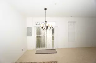 210 Portage Ln, Yorkville, IL 60560 - Photo 8