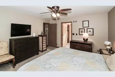 1324 Nantucket Court, Carol Stream, IL 60188 - Photo 16