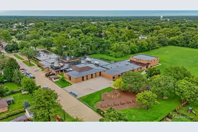 1487 Castlewood Drive, Wheaton, IL 60189 - Photo 28