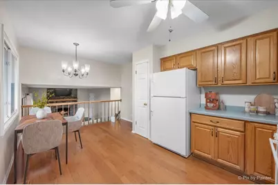 1487 Castlewood Drive, Wheaton, IL 60189 - Photo 4