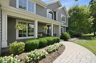 23855 W Sarah Ct, Antioch, IL 60002 - Photo 4