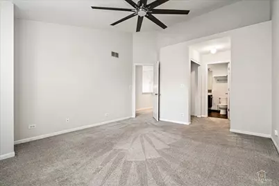 642 W Moreland Avenue, Addison, IL 60101 - Photo 20