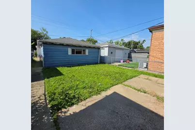 423 W 96th Place, Chicago, IL 60628 - Photo 4