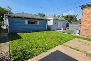 423 W 96th Pl, Chicago, IL 60628 - Photo 4