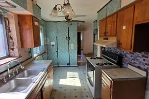 423 W 96th Pl, Chicago, IL 60628 - Photo 8