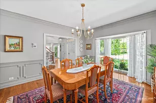 1160 Midwest Ln, Wheaton, IL 60189 - Photo 8