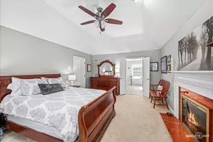1160 Midwest Ln, Wheaton, IL 60189 - Photo 18