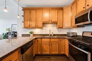 1234 W Huron St, Chicago, IL 60642 - Photo 6