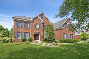 29 Glacier Cir, South Barrington, IL 60010 - Photo 1