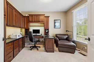 29 Glacier Cir, South Barrington, IL 60010 - Photo 8