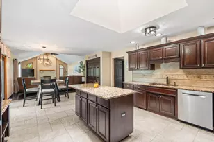 17500 Brook Hill Dr, Orland Park, IL 60467 - Photo 4