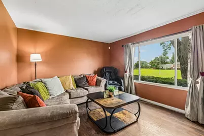 433 Salem Square #6, Bolingbrook, IL 60440 - Photo 4