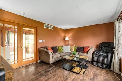 433 Salem Square #6, Bolingbrook, IL 60440 - Photo 2