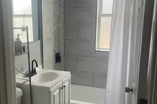 1040 N Lawndale Ave, Chicago, IL 60651 - Photo 6