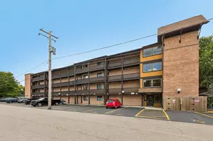 460 N Main St, Wauconda, IL 60084 - Photo 1