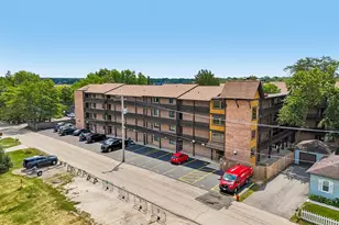 460 N Main St, Wauconda, IL 60084 - Photo 34