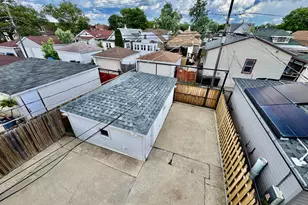 2047 N Lavergne Ave, Chicago, IL 60639 - Photo 20