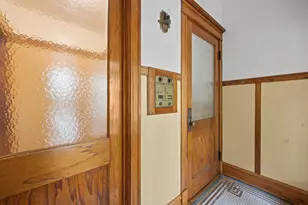 1515 W Granville Ave, Chicago, IL 60660 - Photo 6