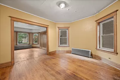 1515 W Granville Avenue, Chicago, IL 60660 - Photo 10