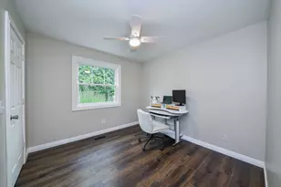 925 Churchill Dr, Naperville, IL 60563 - Photo 14