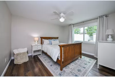 925 Churchill Drive, Naperville, IL 60563 - Photo 12