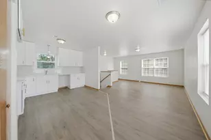 7918 S Greenwood Ave, Chicago, IL 60619 - Photo 6