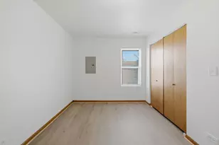 7918 S Greenwood Ave, Chicago, IL 60619 - Photo 30