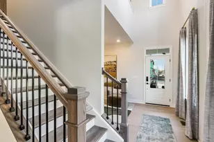 406 Edgeworth Pl, Lincolnshire, IL 60069 - Photo 2