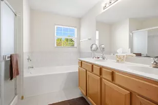 3332 Renard Ln, Saint Charles, IL 60175 - Photo 16