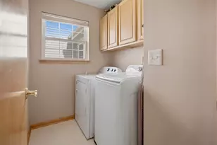 3332 Renard Ln, Saint Charles, IL 60175 - Photo 18