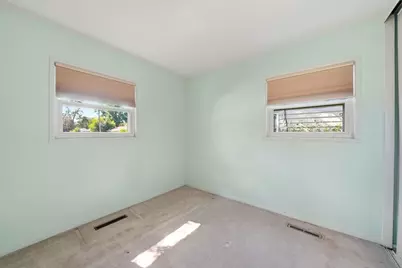 403 Hazelwood Lane, Glenview, IL 60025 - Photo 12