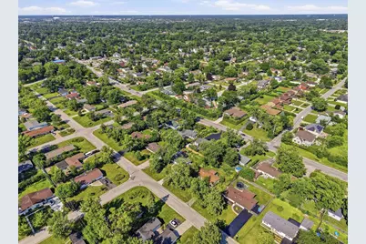 403 Hazelwood Lane, Glenview, IL 60025 - Photo 40