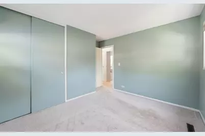 403 Hazelwood Lane, Glenview, IL 60025 - Photo 10