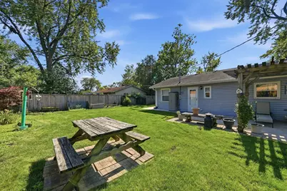 403 Hazelwood Lane, Glenview, IL 60025 - Photo 26