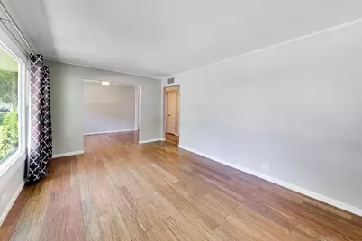 607 N Edgewood Avenue, Lombard, IL 60148 - Photo 2