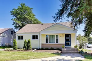 607 N Edgewood Ave, Lombard, IL 60148 - Photo 1
