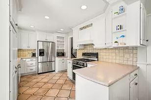 244 S Milton Ave, Glen Ellyn, IL 60137 - Photo 12