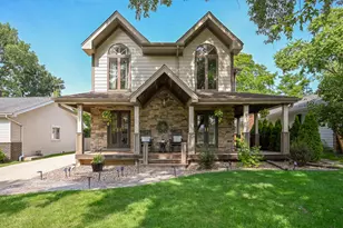244 S Milton Ave, Glen Ellyn, IL 60137 - Photo 2