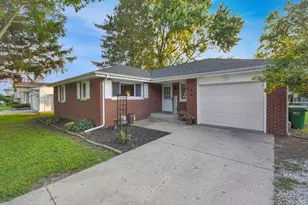 501 S Walnut St, Bondville, IL 61815 - Photo 4
